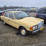 Personenauto Mercedes-Benz, 200 D, geel, bouwjaar 1980