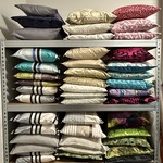 Ca. 42x Kussen, O.a. Designers Guild