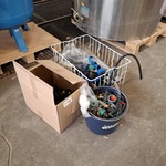 Partij vnl. kunststof koppelingen en toebehoren