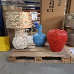 2x vaas en 1x lamp, Des Pots Designers Guild