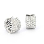 Witgouden oorbellen met diamanten