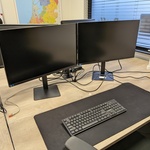 2x Beeldscherm full HD Samsung, S27D800UAU