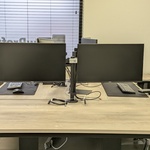 2x Beeldscherm full HD Philips, 24E1N11, bouwjaar 2024