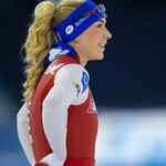 Schaatspak van Joy Beune, gesigneerd