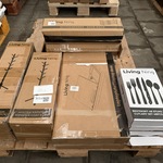 Partij besteksets, laptoptafels en kapstokken Living Nine