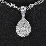 Witgouden druppelvormige hanger met diamanten, excl. ketting