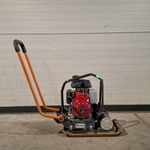 Trilplaat – 11kN – benzine Altrad Belle, PCLX 320, bouwjaar 2021