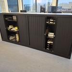 2x Lameldeurkast met inhoud