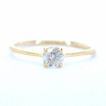 Gouden ring solitair met natuurlijke briljant geslepen diamanten