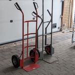 2x Steekwagen met luchtbanden