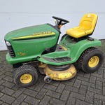 Zitmaaier, John Deere, LT180