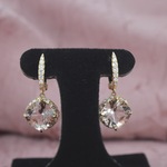 House of Pertijs – rosegouden oorbellen met diamant en edelsteen