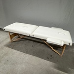 Massagetafel TecTake, wit, inklapbaar en draagbaar