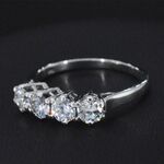 Witgouden ring met diamanten