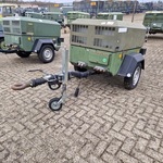 Mobiele compressor, Ingersoll-Rand, typer1075F726, 2003