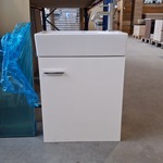 Fonteinmeubel, Mat wit