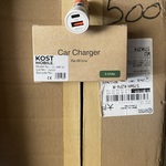 Ca. 500x Auto-adapter, Kost Mobile, USB-A en USB-C