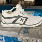 Ca. 1500x Sportschoenen, Diverse maten en modellen