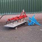 2x nostalgische schoffelapparaat