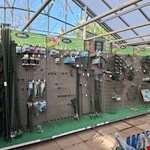 Partij plantensteunen en toebehoren o.a. Peacock