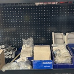 Partij installatietechniek accessoires w.o. verlichting W.o. Phillips,