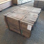 Ca. 126x Hardhouten paal, 5 x 5 x 75 cm