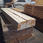 Ca. 93x Vuren lat geschaafd, 1,8 x 9,5 x 300 cm