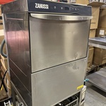 Professionele vaatwasmachine met zeepdispenser en rek Zanussi, ZL3