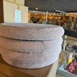 Poef Home bound by KY, Feline, roze