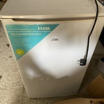 Partij diversen, Bestaande uit o.a. Koelkast, bureaustoel en gereedsch