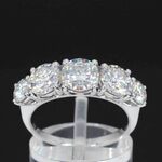 Witgouden ring met 2.90 carat briljanten