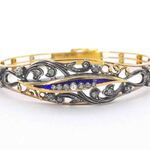 Gouden hand gemaakte armband met roos geslepen diamanten en emaille