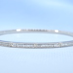 Witgouden vaste armband met diamanten