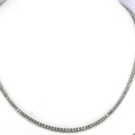 Witgouden collier met briljant geslepen diamanten