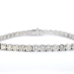 Witgouden tennisarmband met natuurlijke briljant geslepen diamanten