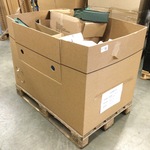 Doos elektrische tandenborstels en tuinstoelhoezen, Remington