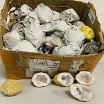 Ca. 60x Bergkristal geodes