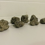 8x Pyriet ruwe brokken