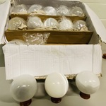 Ca. 45x Volle doos met Seleniet bol 8 cm, Wit