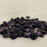 Ca. 2500 gram Amethist trommelstenen, Paars