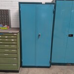 Werkplaatskast met inhoud