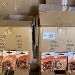 Partij ca. 500 zakjes diverse setjes houten kralen