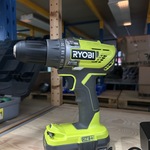 Boormachine in tas met accu en lader Ryobi