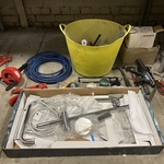 Partij bouwmaterialen en badkameraccessoires