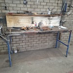 Werkbank met bankschroef