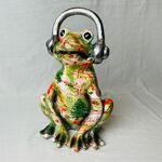 Gedecoreerd kikker sculptuur