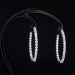 Witgouden loupe oorbellen met diamanten, (lab grown)