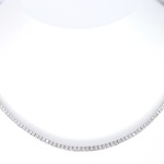 Witgouden tenniscollier met briljant geslepen diamanten van 5.50 carat