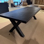 Eettafel, zwart hardhout, zwart metalen