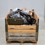 Diverse onderdelen, helmen en garage inventaris